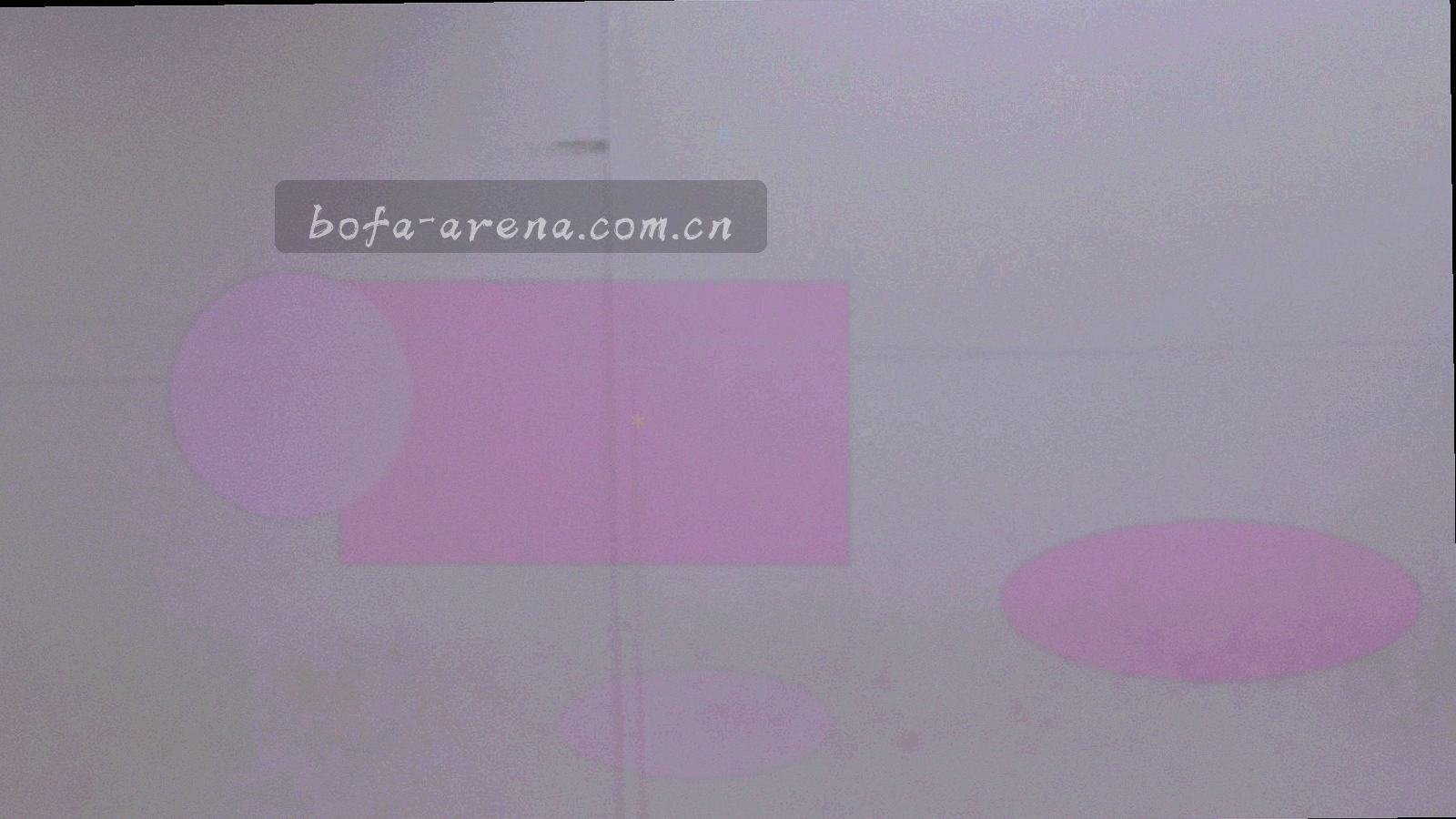 赛场动态模糊背景上叠加赛季折线走势的抽象画面，无人脸特写